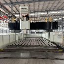 海天5米龙门，工作台3米5米，门宽3.65米，门高1.57米.